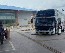Duh, Harga Tiket Bus AKAP di Terminal Pulo Gebang Naik 20% - JPNN.com