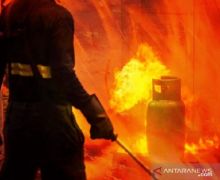 Gudang Peluru Milik TNI Terbakar di Bogor, Pemadam Belum Bisa Mendekat - JPNN.com