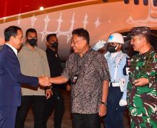 Tiba di Sulut Malam Hari, Jokowi Disambut Orang Penting di PDIP, Siapa Dia? - JPNN.com