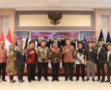 Kanwil Kemenkum HAM Riau Beri Bantuan Rp1,2 Miliar kepada 14 LBH - JPNN.com