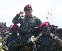 Jenderal Dudung Dikukuhkan sebagai Warga Kehormatan Korps Marinir TNI AL - JPNN.com