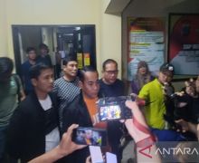 Gedung Biro SDM Polda Kalsel Terbakar, Irjen Andi Rian Meminta Puslabfor Melakukan Pemeriksaan - JPNN.com