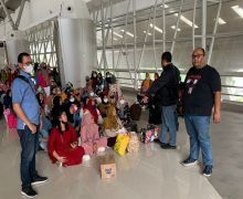 Kemnaker Lakukan Sidak di Bandara Juanda, 87 PMI Digagalkan Berangkat ke Timur Tengah - JPNN.com