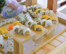 The Hungry Sushi Hadirkan Cita Rasa Lokal dan Halal - JPNN.com