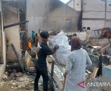 25 Rumah di Margahayu Bandung Terbakar, 102 Orang Mengungsi - JPNN.com