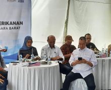 Warga di Lombok Tengah Keluhkan Harga Pakan Ikan Nila, Komisi IV DPR Respons Cepat - JPNN.com