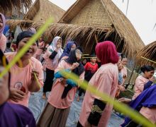 Mak Ganjar Hadirkan Trauma Healing Bagi Korban Gempa di Cianjur - JPNN.com