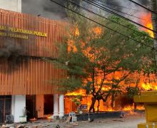 MPP Pekanbaru Kebakaran, Terdengar Beberapa Kali Ledakan, Lihat - JPNN.com