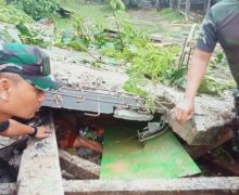 Bencana Alam Tanah Longsor Menimpa Pulau Serasan, 10 Orang Meninggal Dunia - JPNN.com