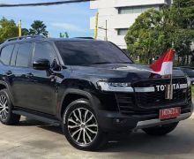 Bukan Naik Sedan Mewah, Jokowi Pilih Tunggangi Mobil Gagah Ini, Spesifikasinya Ngeri, Bro - JPNN.com