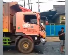 Kronologi Kecelakaan 2 Truk Sampah di Bekasi, Ada yang Kabur - JPNN.com