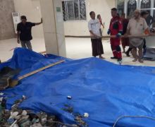 Kubah Masjid di Makassar Runtuh, Belasan Jemaah Luka-luka - JPNN.com