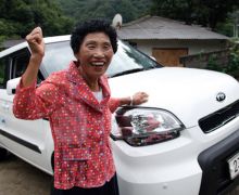 Ada Perempuan Lansia Jalani 960 Ujian demi Punya SIM, Kisahnya Menyentuh Hyundai-KIA - JPNN.com