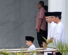Salat Jumat Bareng dengan Jokowi di Masjid Syeikh Zayed, Ganjar: Saya Diminta... - JPNN.com