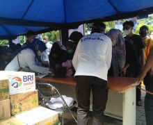 BRI Group Bagikan 1.000 Paket Sembako, Pak Wali Titip Pesan untuk Warga DKI  - JPNN.com