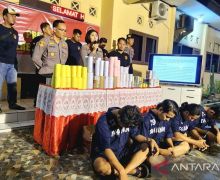 Polisi Bergerak, 4 Produsen dan Pembeli Mercon di Semarang Ditangkap - JPNN.com