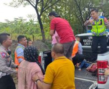 Kecelakaan di Tol Cipali Km 153, Tiga Korban Tewas, 8 Luka-luka - JPNN.com