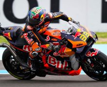KTM Mengandalkan Brad Binder Dalam Perebutan Gelar Juara Dunia MotoGP 2024 - JPNN.com
