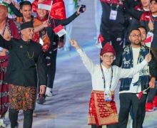 Herman Deru Bangga Baju Adat Sumsel Tampil di Pembukaan SEA Games 2023 - JPNN.com