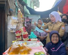 Sidak di Pasar 26 Ilir, Wawako Palembang Temukan Jamu Mengandung Bahan Kimia - JPNN.com