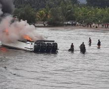 Speedboat Operasional Bupati Teluk Wondama Terbakar, 1 Orang Tewas - JPNN.com