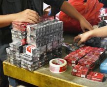 Gempur Rokok Ilegal di Luwu Timur dan Kampar, Bea Cukai Menyisir Warung hingga Pasar - JPNN.com