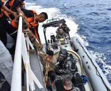 Bakamla RI Evakuasi Korban Kecelakaan 2 Kapal di Laut Timor - JPNN.com