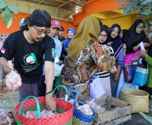GGN Jatim Sediakan 500 Paket Telur dalam Bazar Murah di Ponorogo - JPNN.com