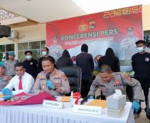 Anggota DPRD Lombok Tengah Tertangkap Basah Sedang Berbuat Terlarang Bareng Mahasiswa - JPNN.com