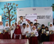 Jamkrindo Bagikan 530 Kacamata Gratis Untuk Pelajar di Indonesia Timur - JPNN.com
