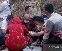 Purwanto dan Slamet Menemukan Tulang Manusia - JPNN.com