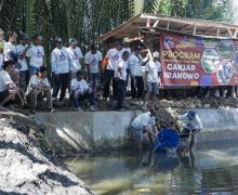 Balad Ganjar Bergerak Bantu Nelayan Kecil di Pangandaran yang Mengalami Paceklik Tangkapan - JPNN.com