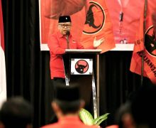Hasto ke Padang, Bu Mega Punya Pesan untuk Banteng Ranah Minang - JPNN.com