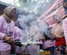 Srikandi Ganjar Adakan Pelatihan Pembuatan Telur Asin Asap Khas Brebes - JPNN.com