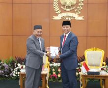 Terima Delegasi Pimpinan PAS, HNW: Untuk Perkuat Hubungan Indonesia-Malaysia - JPNN.com