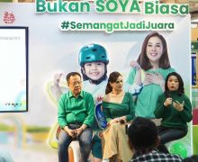 Astrid Tiar Beri Anaknya Soya Gegara Alergi Susu Sapi - JPNN.com