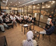 Ganjar Creasi Gelar Bedah Film Jenderal Soedirman Bareng Mahasiswa di Surabaya - JPNN.com