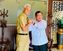 Denny Siregar Buat Polling Capres di Twitter, Prabowo Unggul 55 Persen Atas Ganjar - JPNN.com