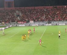 Gol Penalti Pahabol Gagalkan Kemenangan Bali United dari Persik - JPNN.com