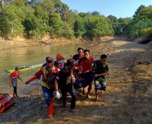 Hanyut di Sungai Balangan Kalsel, Anak 11 Tahun Tewas - JPNN.com
