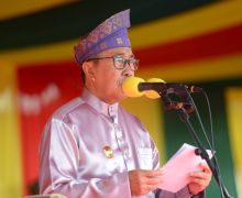Syamsuar Sebut Riau Bebas Desa Tertinggal di HUT ke-66 - JPNN.com