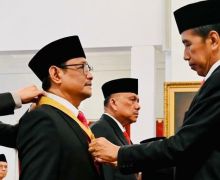 Sukardi Rinakit dan Ari Dwipayana Dianugerahi Bintang Jasa Utama - JPNN.com