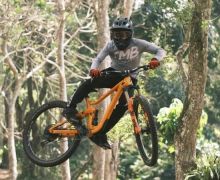 Cerita Ahsanul Hakiki Rider MTB Asal Lombok Tengah Hobi Sepeda Karena Keluarga - JPNN.com