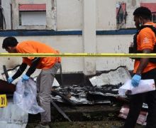 Terjadi Kontak Tembak 3 Hari Sebelum Gedung yang Menaungi 3 Dinas Terbakar - JPNN.com