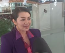 Dewi Perssik Sesumbar Soal Gaji Suami Rp 200 Juta, Fitri Carlina Ungkap Fakta Ini - JPNN.com