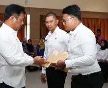 Serahkan 139 SK PPPK Tenaga Teknis, Wali Kota Batam: Mari Bersatu, Kita Bangun Semua - JPNN.com