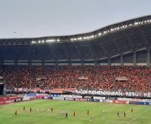 Sepuluh Pemain Persija Ditahan Imbang Persib Bandung 1-1 - JPNN.com