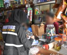 Puluhan Ribu Rokok Ilegal Disita Bea Cukai Pekanbaru Lewat Operasi Pasar di 2 Wilayah Ini - JPNN.com
