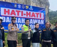 Pengendara DIminta Berhati-hati Melintasi Daerah Rawan Longsor di Jalur Lintas Riau-Sumbar - JPNN.com