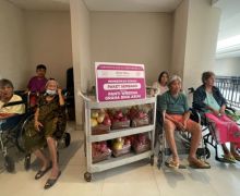 Program Grandparents Month AEON Mall Sentul City, Beri Berkat untuk Para Lansia - JPNN.com